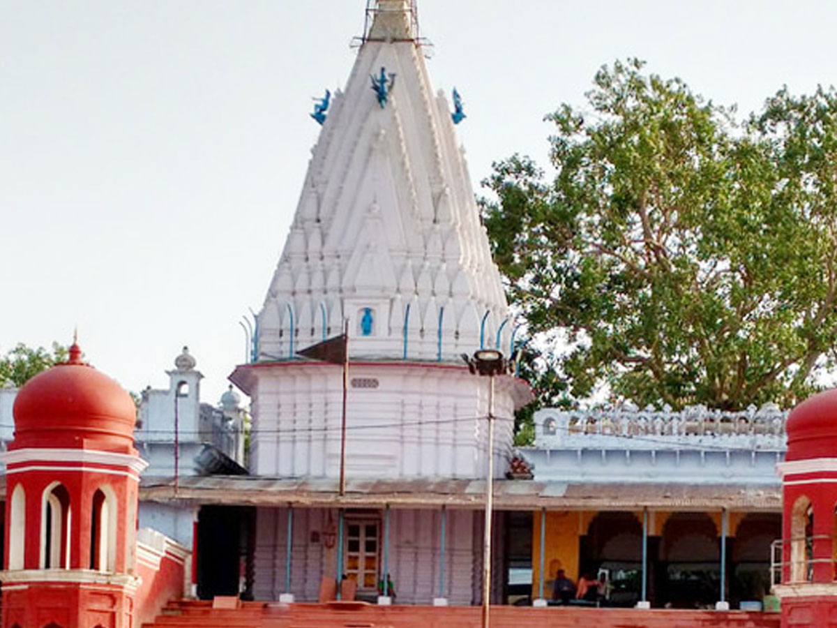 Anandeshwar Temple
