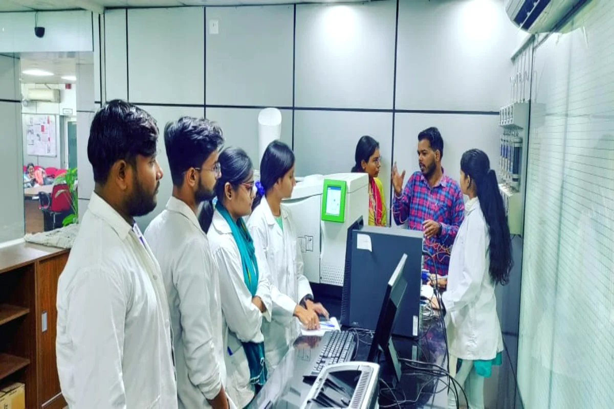Training on sophisticated instruments